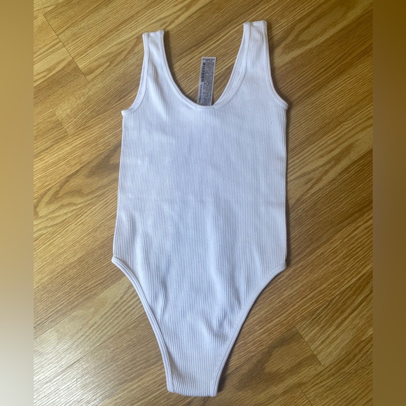 ZARA leotard/ bodysuit white size xsmall EUC - Picture 10 of 10